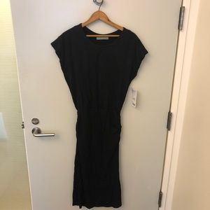 Athleta Horizons Midi Dress - small